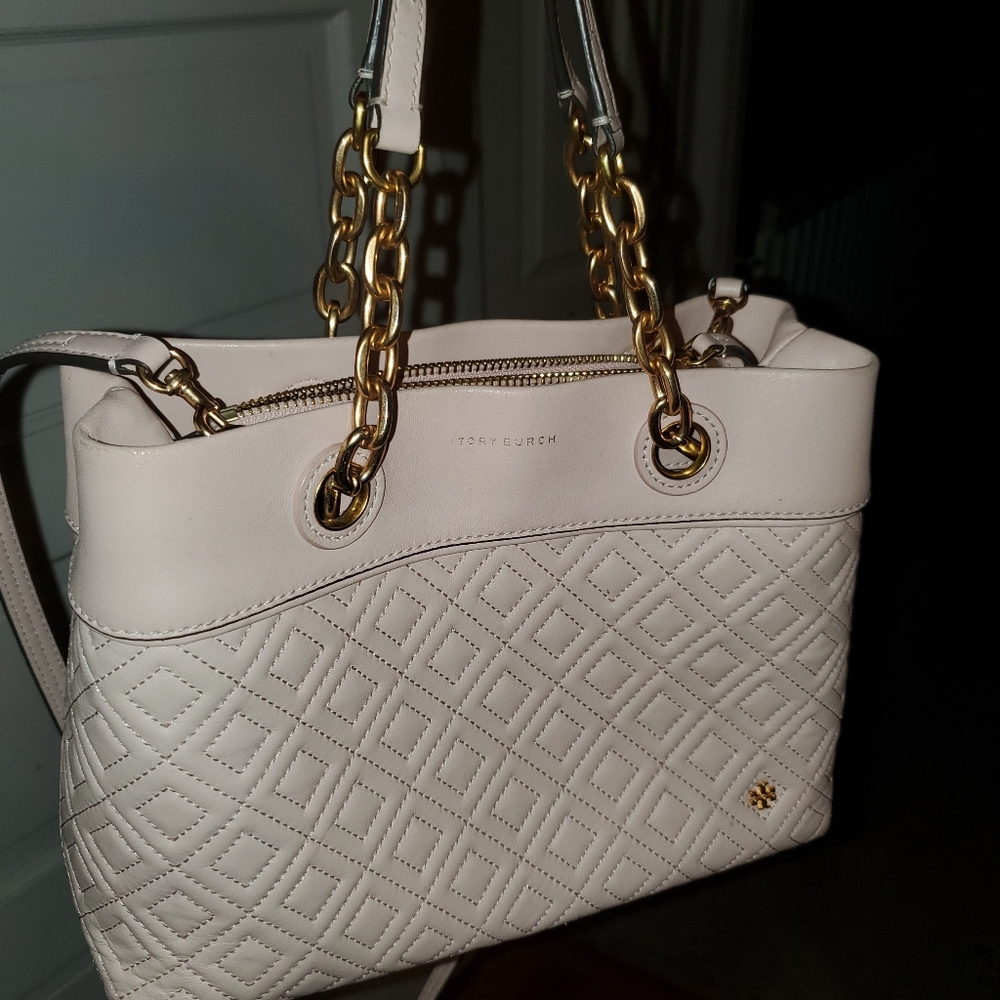 Tory Burch chain link shoulder/ cross body bag